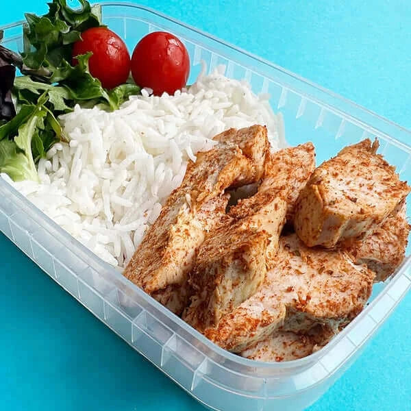 Fresh Fajita Chicken with White Rice for healthy eating, served by Macro Based Diner Healthy Meal Prep with rice and salad